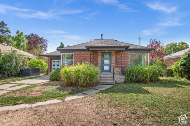 873 N American Beauty Dr , Salt Lake City, UT 84116 Main Photo