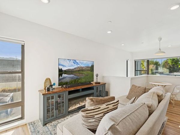 32 W 1700 S S, Unit A-1, Salt Lake City, UT 84115