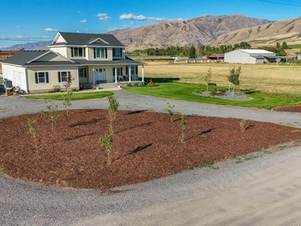 515 W 8000 S, Paradise, UT 84328