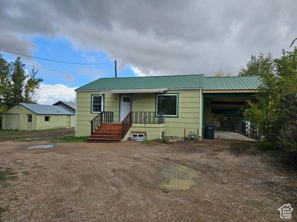 496 E MAIN ST , Wellington, UT 84542