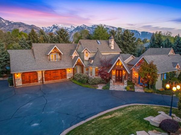 2238 E COTTONWOOD COVE LN, Cottonwood Heights, UT 84121
