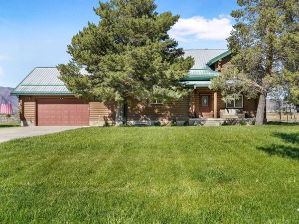 1760 W 3000 S, Daniel, UT 84032