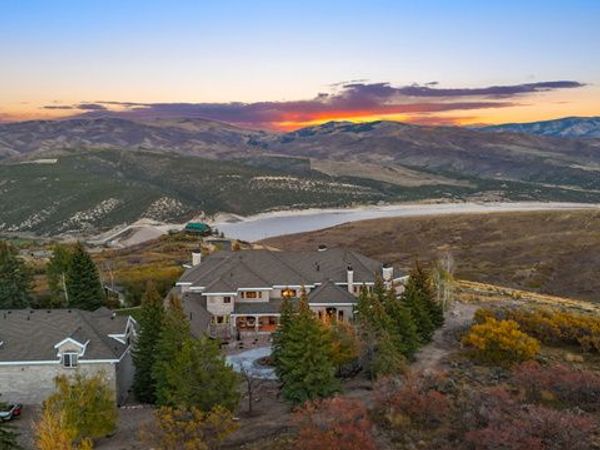 1501 OAKHAVEN LN , Wanship, UT 84017
