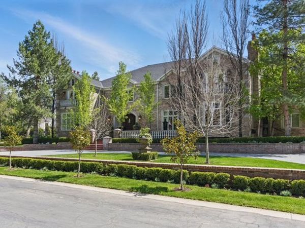 2428 E FIELD ROSE DR , Holladay, UT 84121