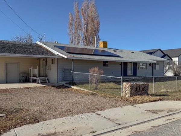 418 S 100 E, Wellington, UT 84542