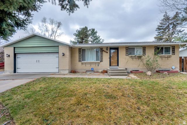 5346 S Queenswood Dr , Taylorsville, UT 84129 Main Photo