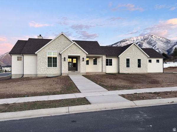 832 N AMY WAY , Elk Ridge, UT 84651