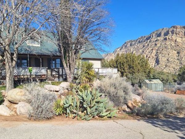 2000 ANDERSON JUNCTION RD N, Toquerville, UT 84774
