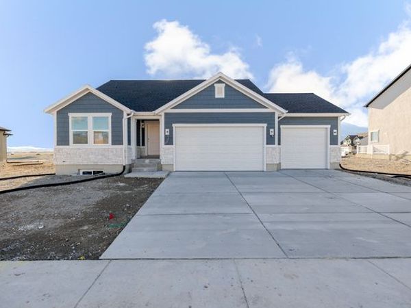 4421 N DWARVEN DR, Unit 123, Eagle Mountain, UT 84005