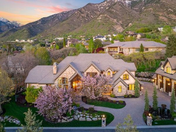 18 SNOW FOREST LN , Sandy, UT 84092