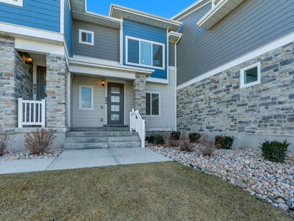 994 W SAPPHIRE PEAK DR , Unit 200, Bluffdale, UT 84065