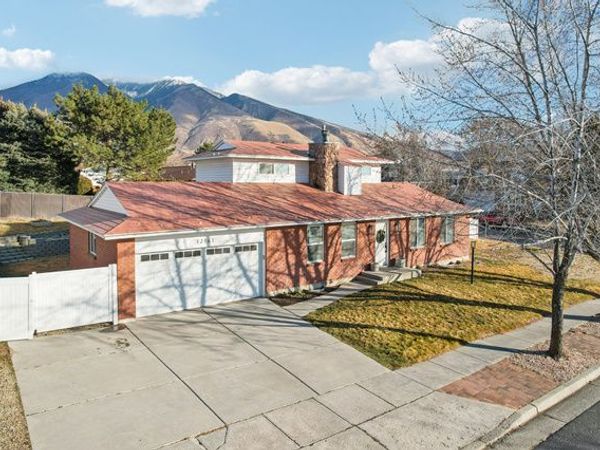 12161 S SPRING RIDGE CIR , Sandy, UT 84094