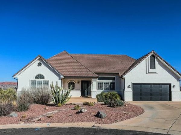 2261 S ENGELMANN PL, St. George, UT 84790