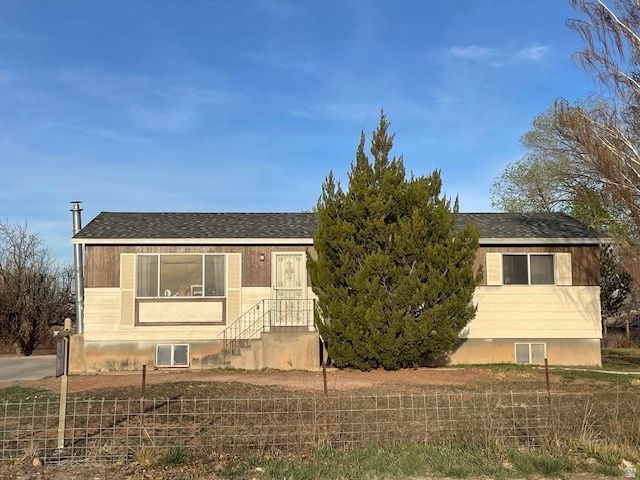 385 N 5750 E, Fort Duchesne, UT 84026 Main Photo
