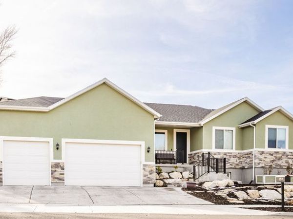 594 E SPRUCE GLEN RD, Murray, UT 84107