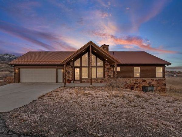 495 W BUTTERCUP LN N, Garden City, UT 84028