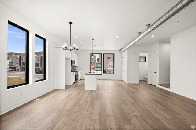 317 E Endurance Cir , Draper, UT 84020 Main Photo