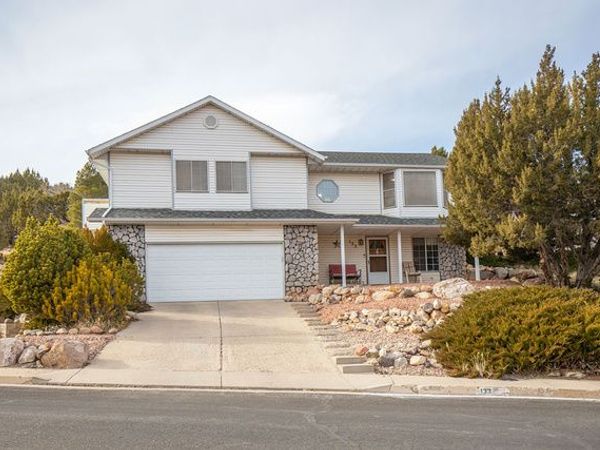 133 N GUIDELIGHT DR , Cedar City, UT 84720