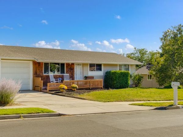 1482 E WATERS LN S, Sandy, UT 84093