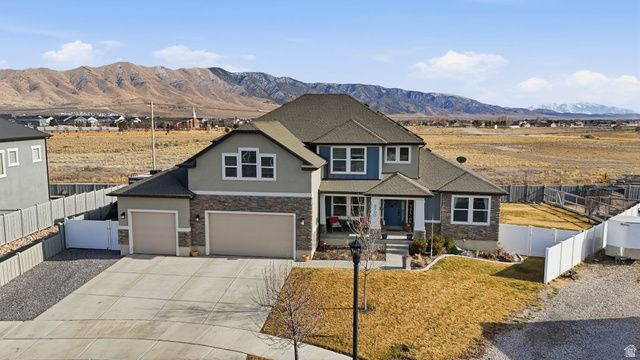 4700 N Mount Waas, Eagle Mountain, UT 84005 Main Photo