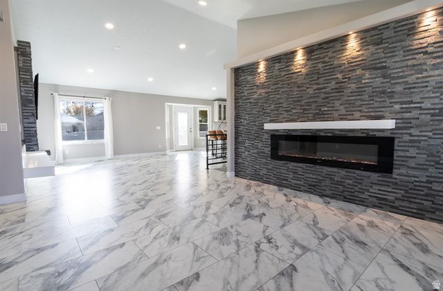 6389 S Mill Valley Ct , Salt Lake City, UT 84118 Main Photo