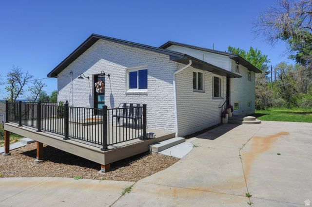 1357 E 650 N, Fruit Heights, UT 84037 Main Photo