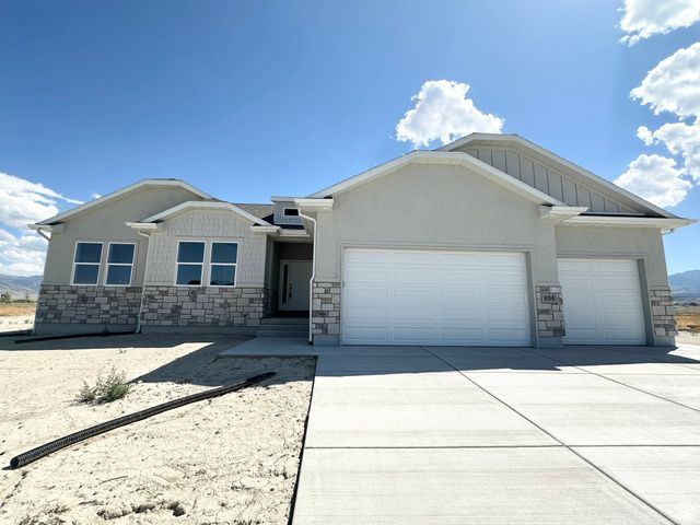634 E Cedar Ct , Grantsville, UT 84029 Main Photo