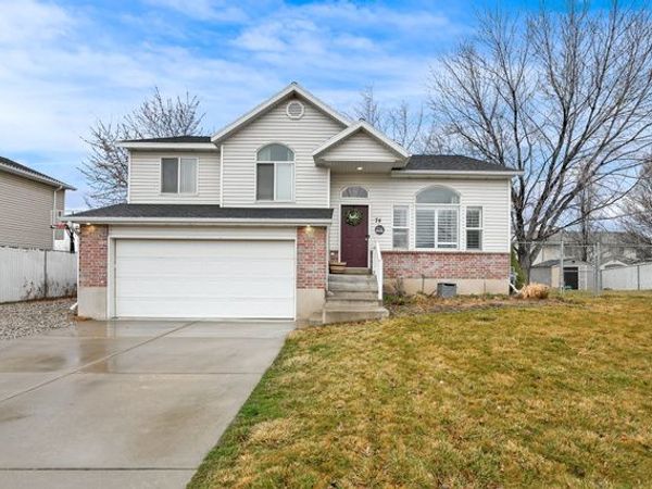 74 S 1660 W, West Point, UT 84015