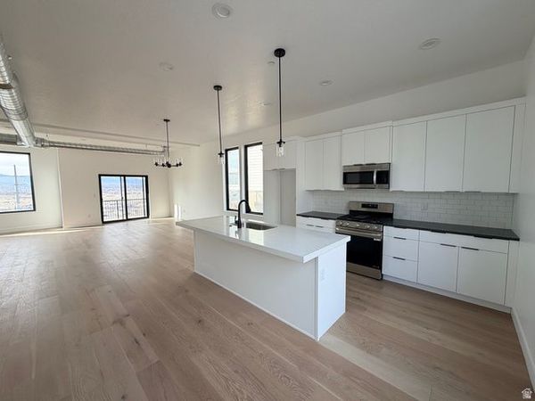 14382 S CHAMP CV , Draper, UT 84020