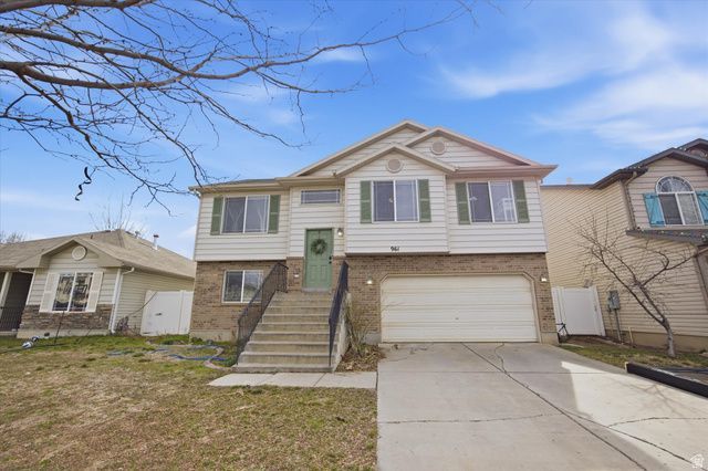 961 York Dr , North Salt Lake, UT 84054 Main Photo