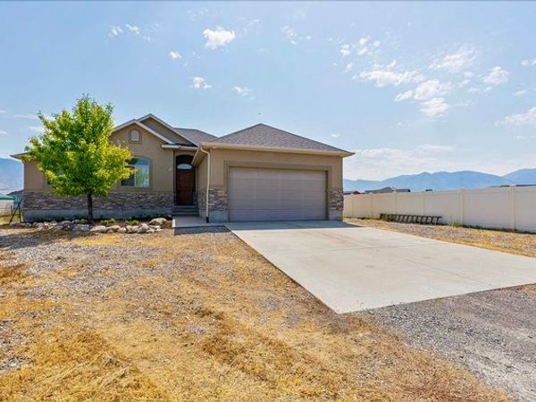 4364 N ROSE SPRINGS RD W, Erda, UT 84074