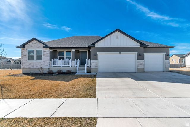 90 E Craner Peak Dr, Eagle Mountain, UT 84005 Main Photo