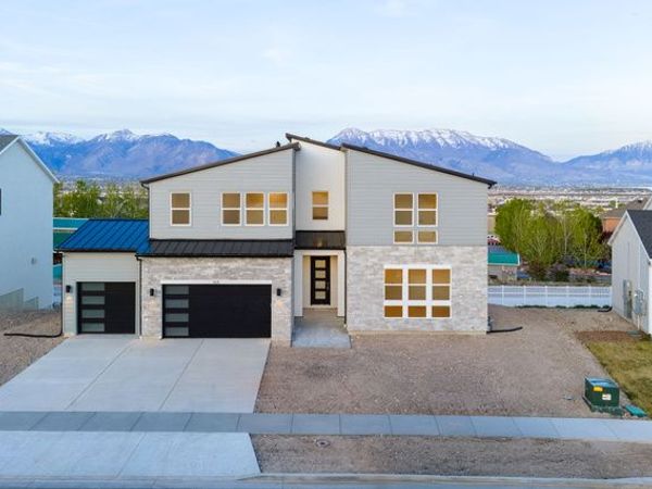 468 N PINNACLE LN , Unit 4, Saratoga Springs, UT 84045
