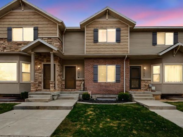 490 E 700 S, Unit 524, Clearfield, UT 84015