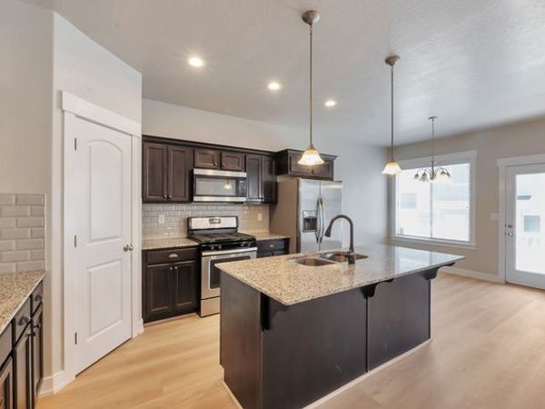 1714 N 3870 W, Lehi, UT 84048