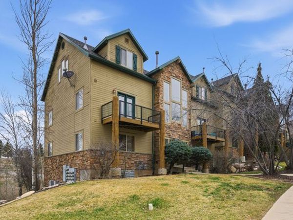 3555 N FOX RUN DR, Unit 303, Eden, UT 84310