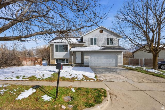 2826 N 1600 E, Layton, UT 84040 Main Photo