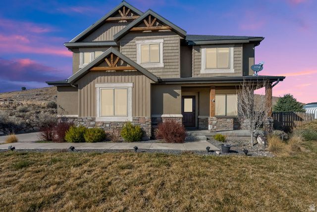 2551 E Patriot Dr, Eagle Mountain, UT 84005 Main Photo