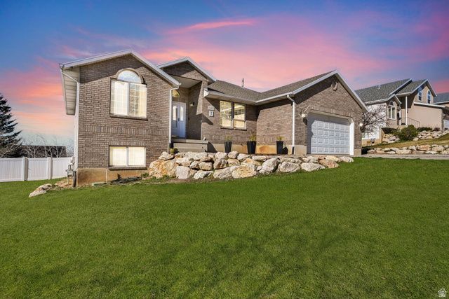 3643 Lakeview Dr , North Ogden, UT 84414 Main Photo