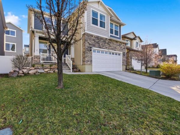 4927 W YELLOW TOPAZ DR , Herriman, UT 84096