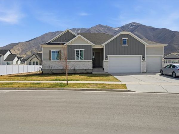 1147 S 3170 E, Unit 207, Spanish Fork, UT 84660
