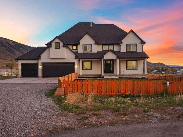 2164 E PINTO PKWY, Pine Canyon, UT 84074