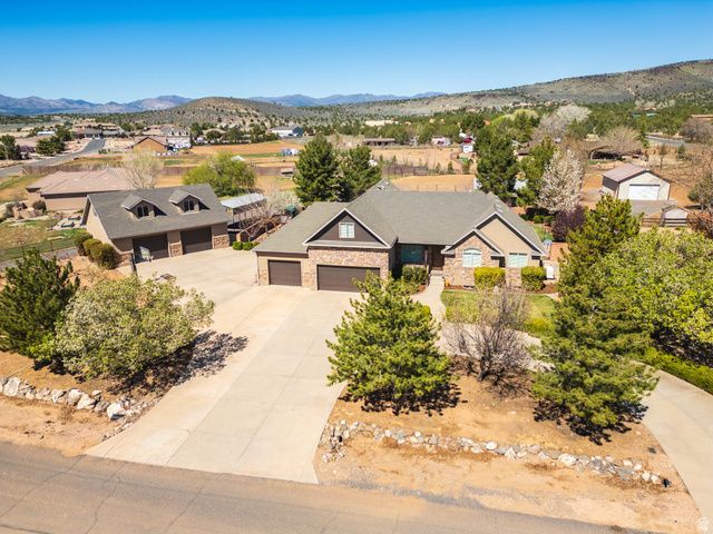 346 W Canyon Trails Dr , Dammeron Valley, UT 84783 Main Photo