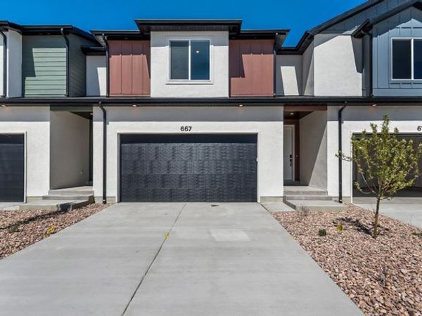 667 E RYEGRASS DR , Unit 302, Eagle Mountain, UT 84005