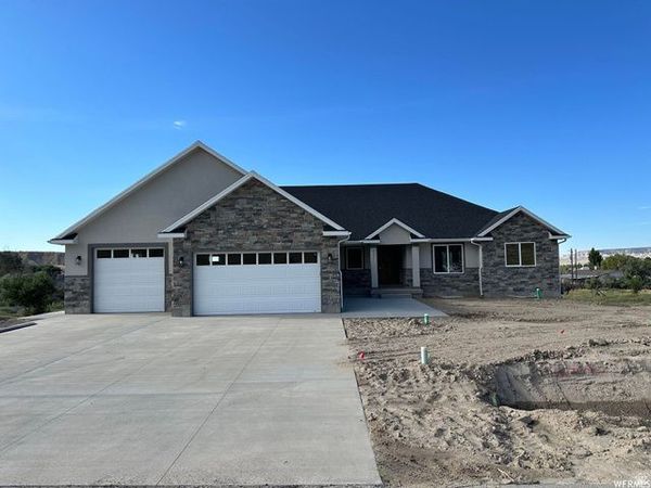 1171 W 2330 N, Helper, UT 84526