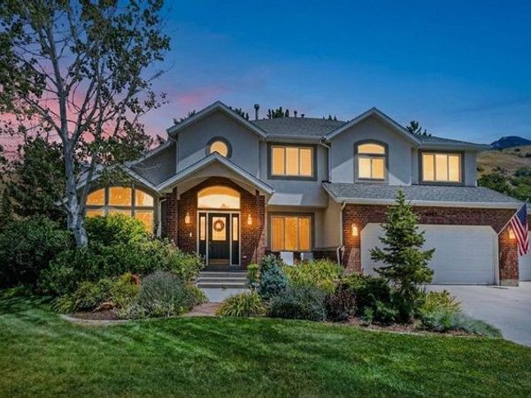 8967 S COBBLE CANYON LN, Sandy, UT 84093