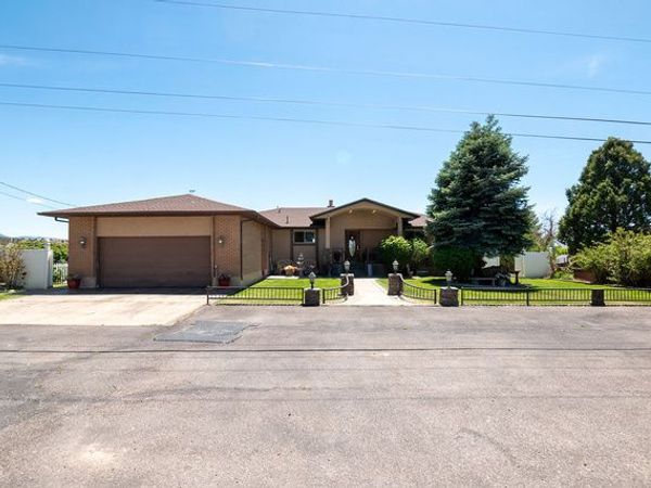 110 E 300 S, Beaver, UT 84713