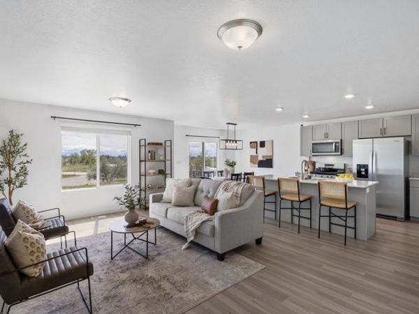 404 N GRASSLAND DR , Lehi, UT 84043