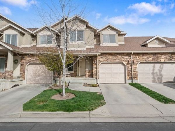 668 E CLEARWATER DR, Layton, UT 84041