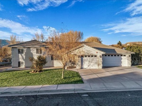 380 W 400 N, La Verkin, UT 84745